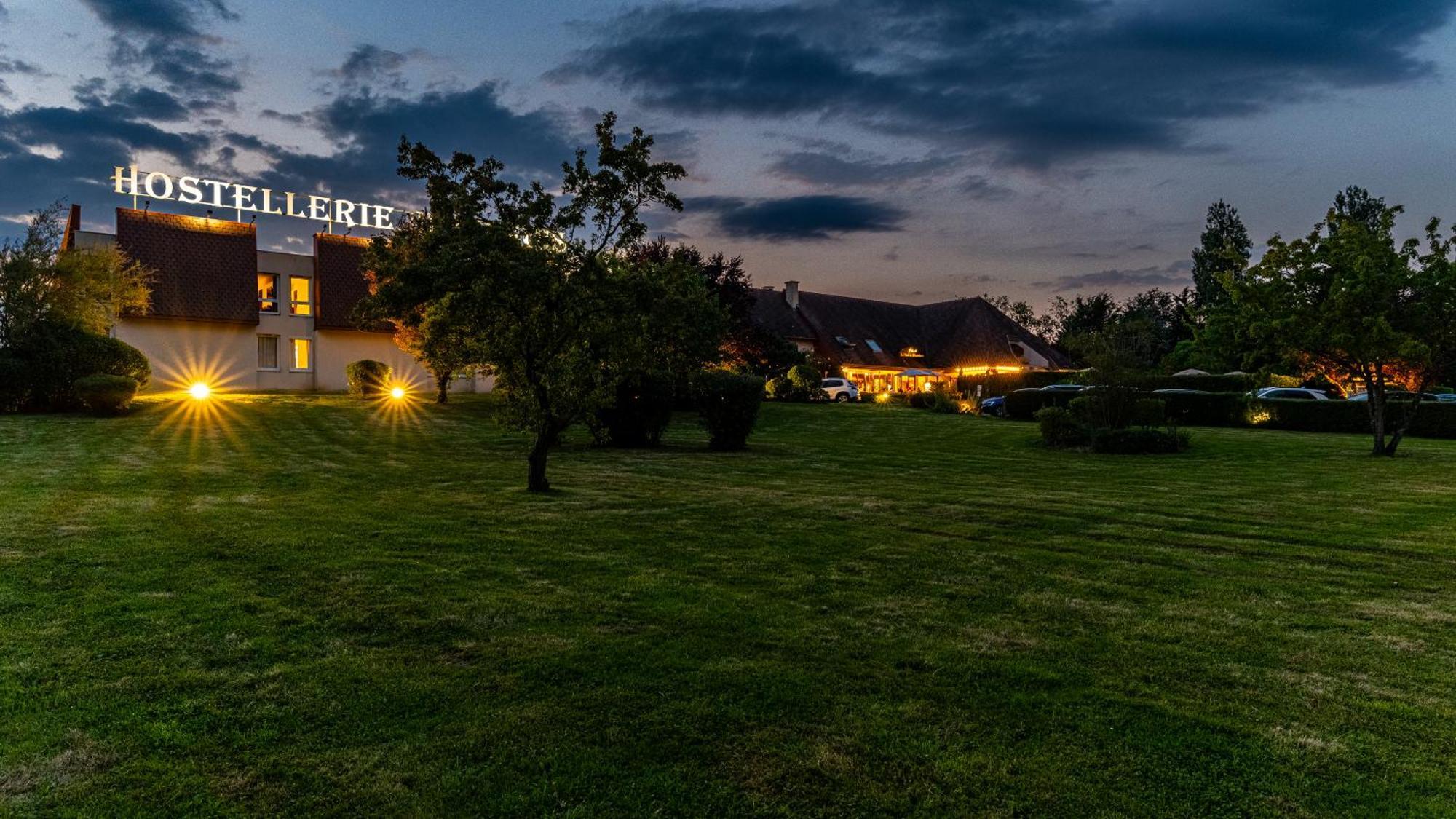 Logis Hostellerie D'Aussois Semur-en-Auxois Bagian luar foto