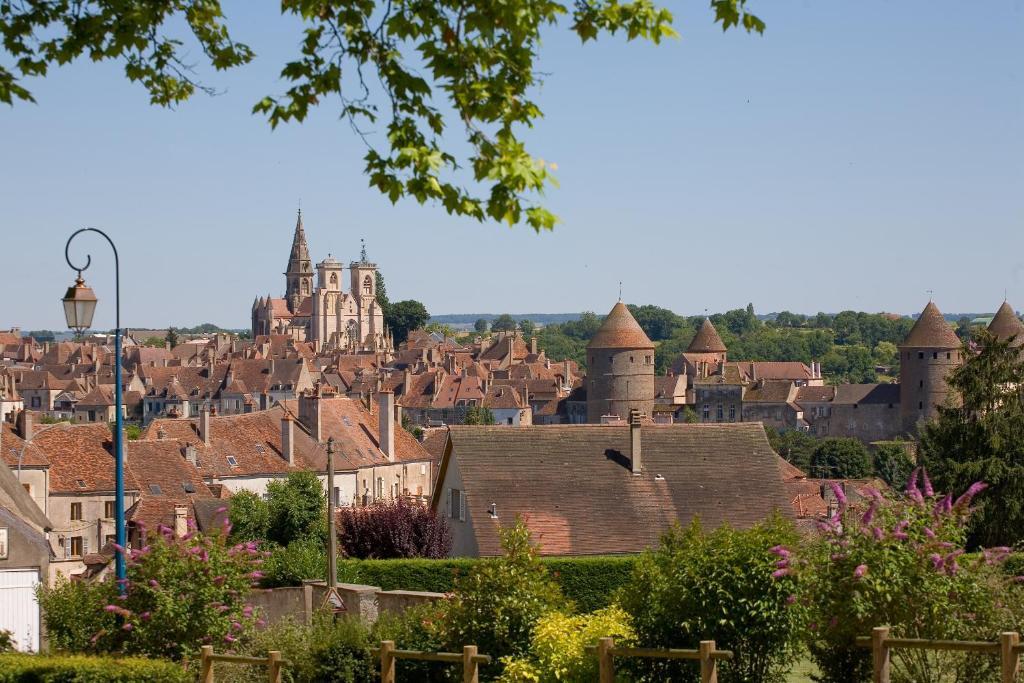 Logis Hostellerie D'Aussois Semur-en-Auxois Bagian luar foto